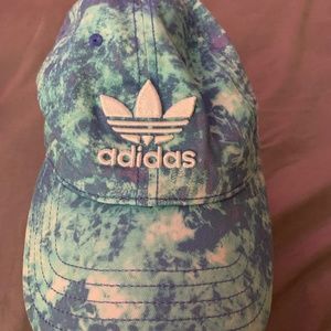 Adidas women’s Hat 🧢